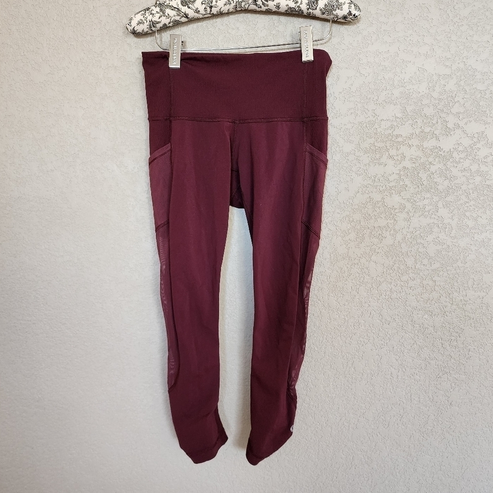Lululemon  cropped leggings size 6 23"